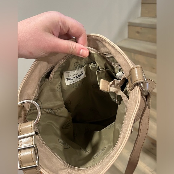 Vintage Taupe Leather Handbag - Picture 10 of 13